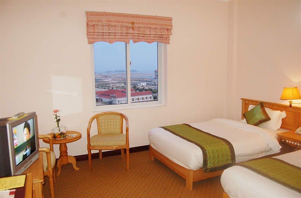 Golden Halong Hotel Nan Giang Exterior photo